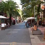 Coqueto Apartamento A 50 Metros De La Playa
